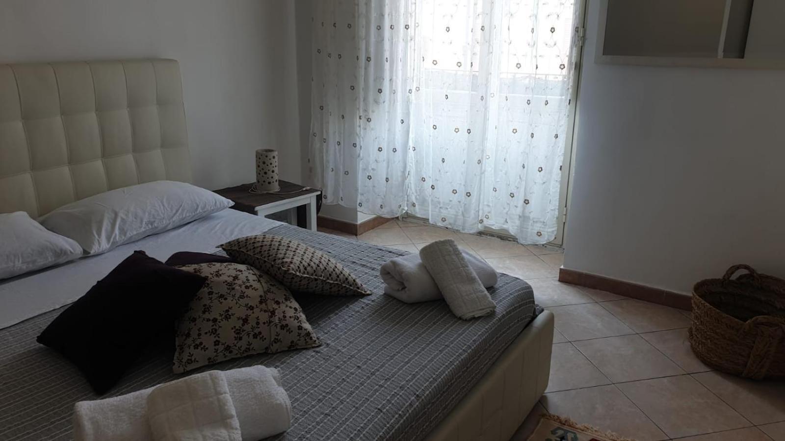 Casa Vacanze "Cortile Aquilone" Catane Extérieur photo