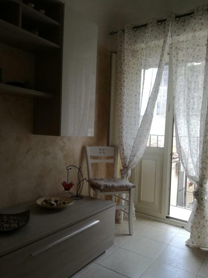 Casa Vacanze "Cortile Aquilone" Catane Extérieur photo